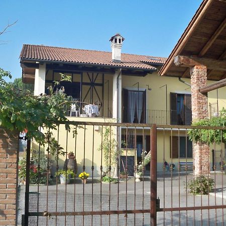 B&B A Casa Di Rosa Caselle Torinese Exterior photo