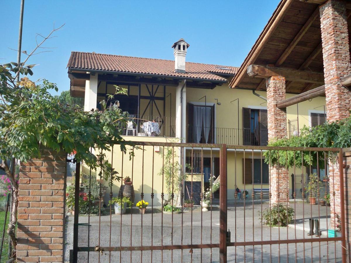 B&B A Casa Di Rosa Caselle Torinese Exterior photo