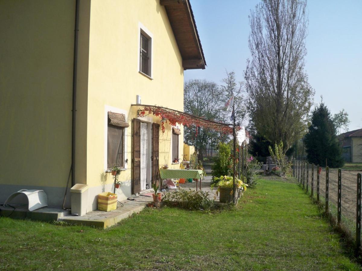 B&B A Casa Di Rosa Caselle Torinese Exterior photo